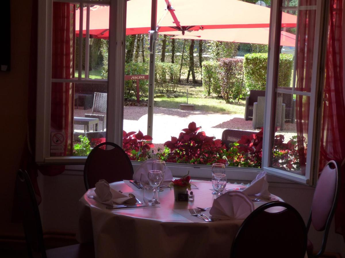 Le Chalet De La Foret Hotel 3 Etoiles Et Restaurant Vierzon Esterno foto