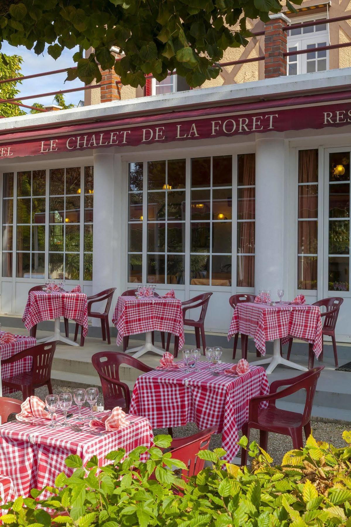 Le Chalet De La Foret Hotel 3 Etoiles Et Restaurant Vierzon Esterno foto