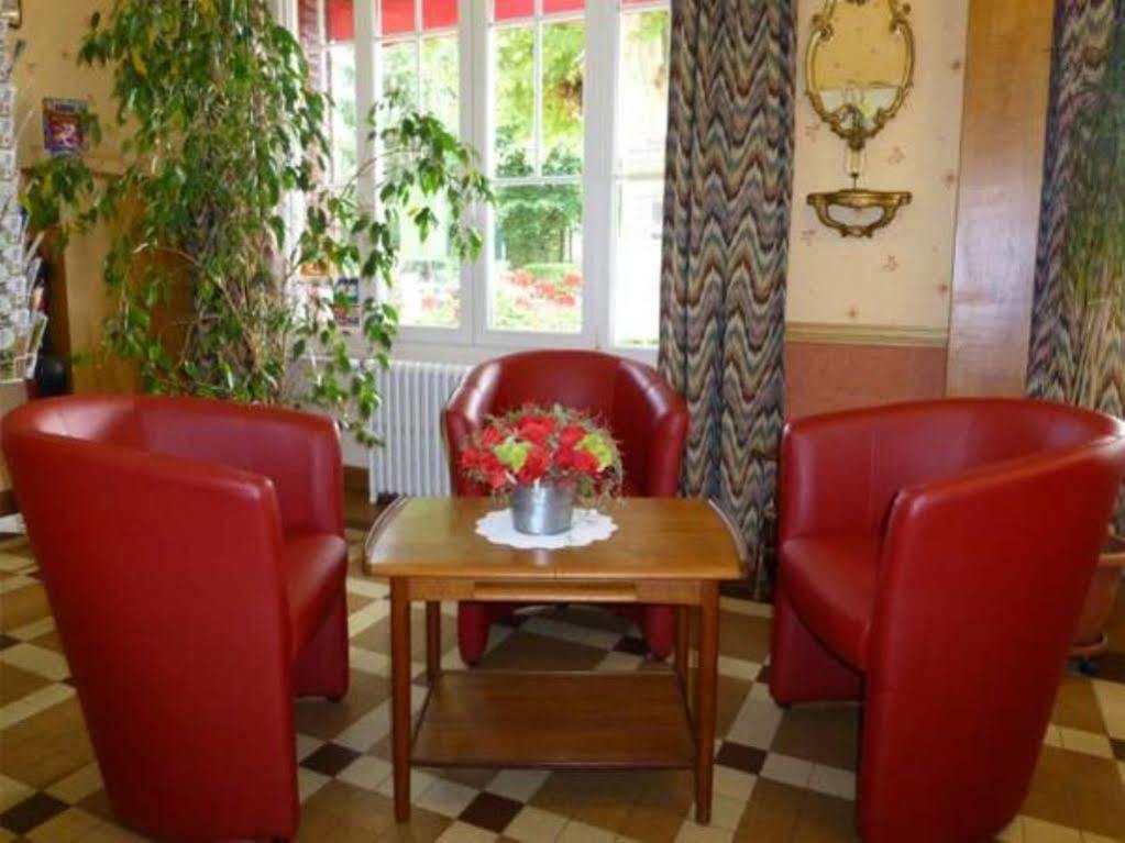 Le Chalet De La Foret Hotel 3 Etoiles Et Restaurant Vierzon Esterno foto
