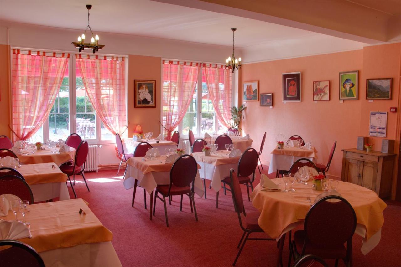 Le Chalet De La Foret Hotel 3 Etoiles Et Restaurant Vierzon Esterno foto