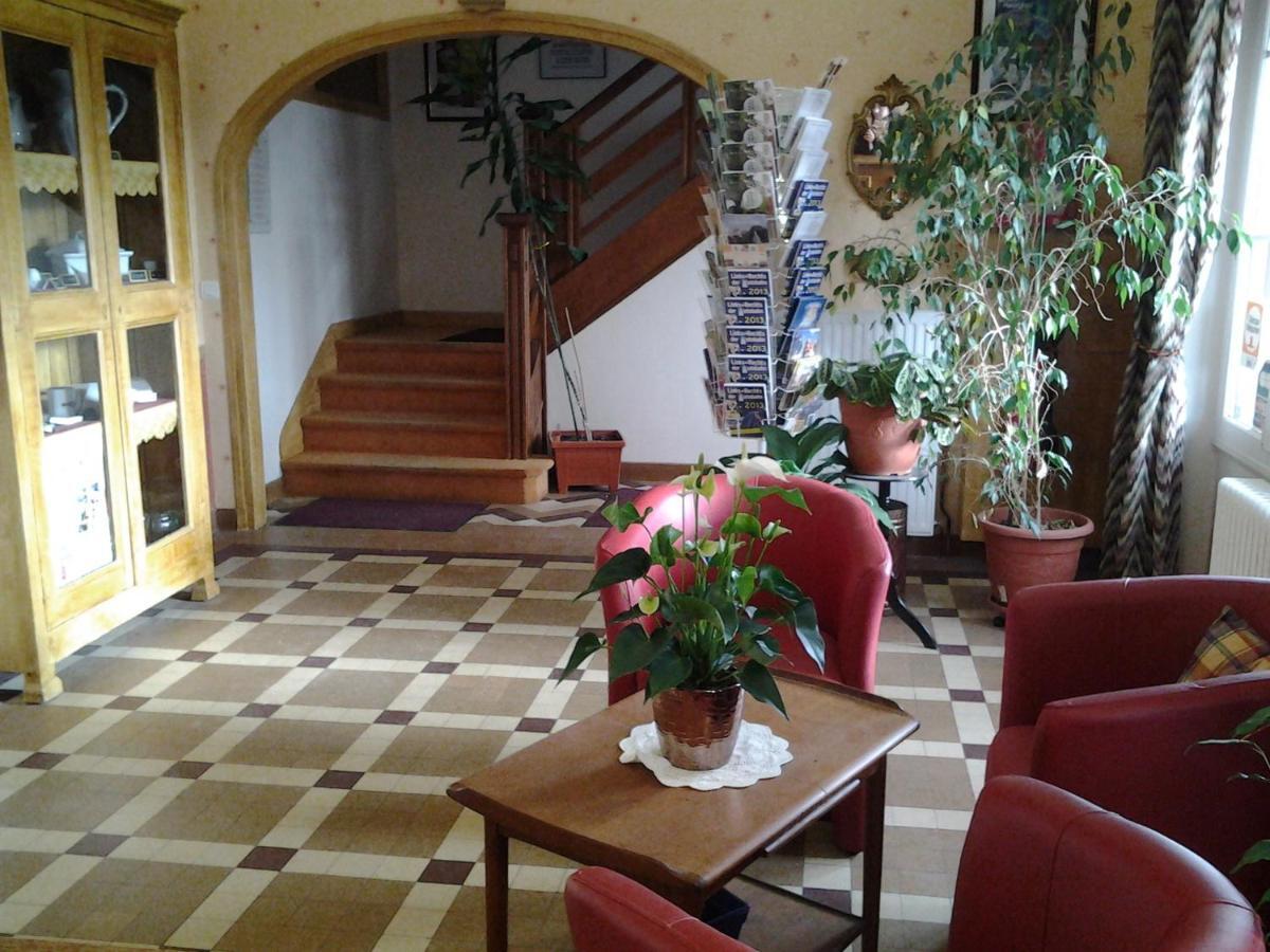 Le Chalet De La Foret Hotel 3 Etoiles Et Restaurant Vierzon Esterno foto